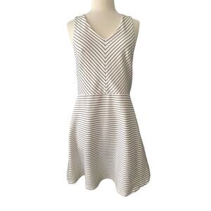 Loft Sleeveless Dress White Black Pinstripe Fit and Flare Womens Size 6